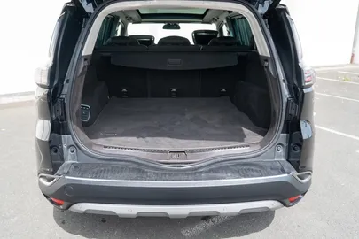 Car image 42