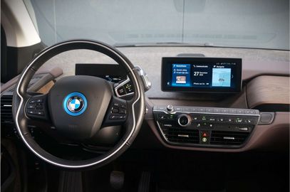 Car image 37