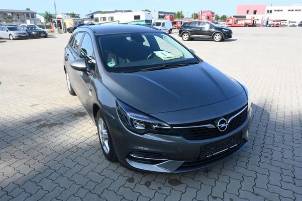 Opel Astra Sports Tourer 90 kW image number 2