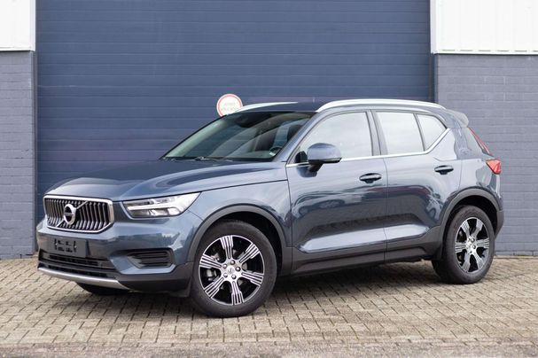 Volvo XC40 T3 Inscription 120 kW image number 2