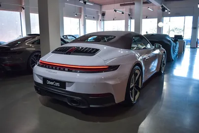 Car image 31