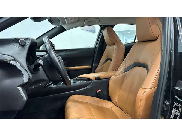 Lexus UX 135 kW image number 7