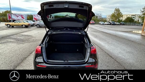 Mercedes-Benz A 220 140 kW image number 11