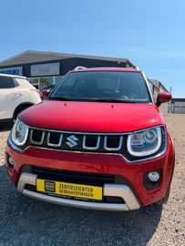 Car image 4