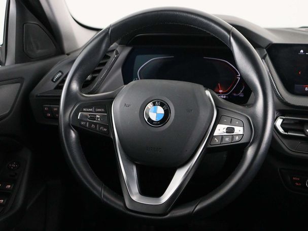 BMW 118i 100 kW image number 2