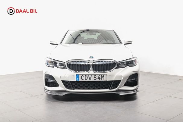 BMW 320d xDrive M Sport 140 kW image number 2