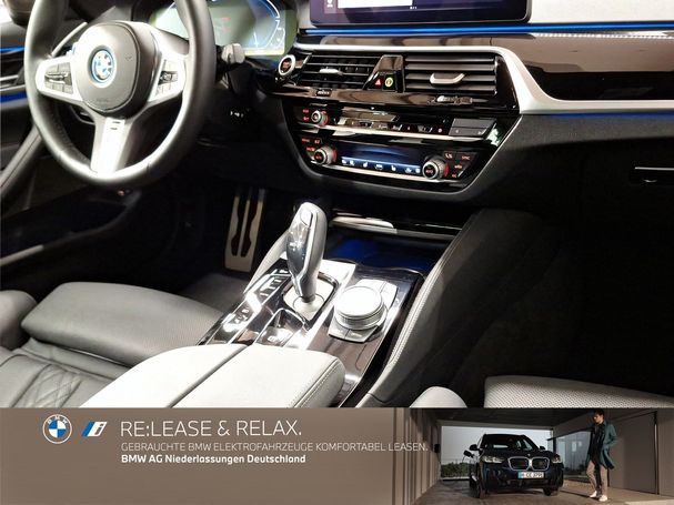 BMW 530 Touring xDrive 215 kW image number 13