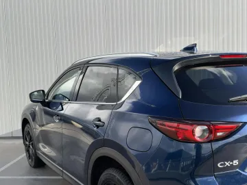 Car image 44
