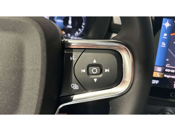 Volvo XC40 Recharge T4 155 kW image number 37