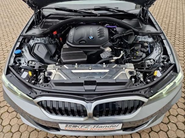 BMW 320d Touring xDrive 140 kW image number 24