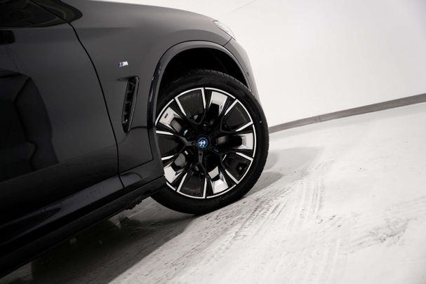 BMW iX3 M Sport 210 kW image number 26