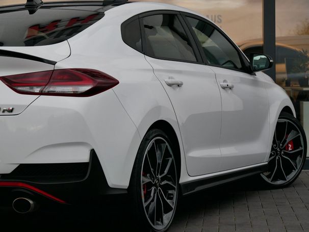 Hyundai i30 Fastback N Performance 202 kW image number 19