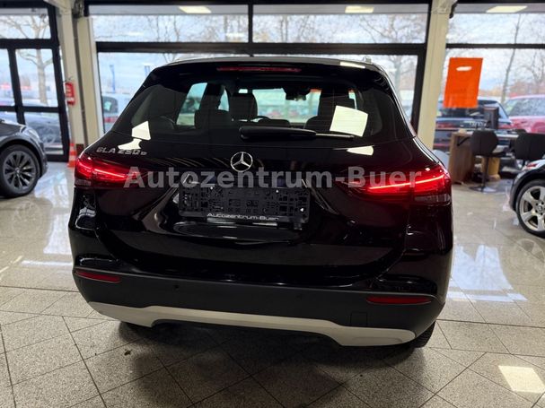 Mercedes-Benz GLA 250 e 160 kW image number 6