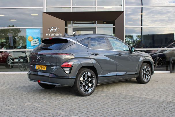 Hyundai Kona Electric 65 kWh 160 kW image number 4