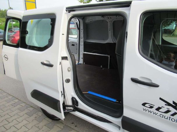 Opel e-Combo Cargo 100 kW image number 8