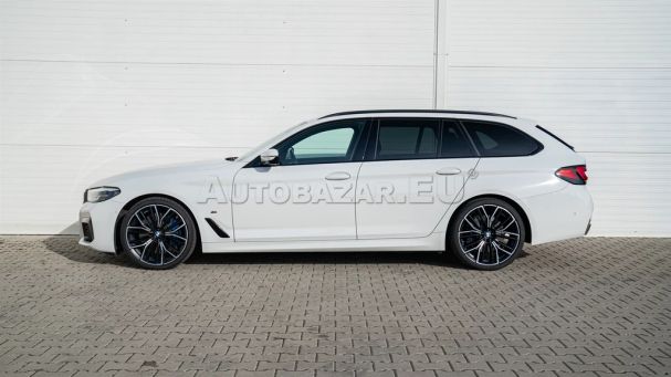 BMW 530d Touring xDrive 210 kW image number 2