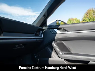 Car image 35