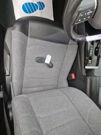 Car image 48