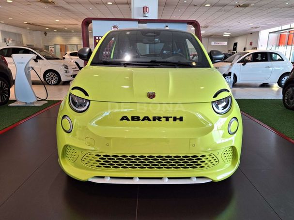 Abarth 500 e 42 kWh 114 kW image number 3