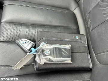 Car image 39