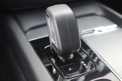 Car image 37