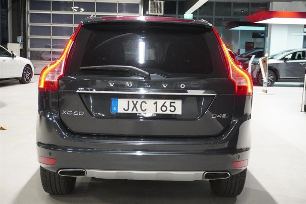 Volvo XC60 D4 AWD Geartronic Summum 140 kW image number 3