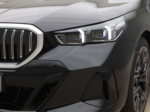 BMW 520i 140 kW image number 20