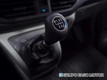 Car image 34