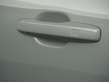 Car image 38