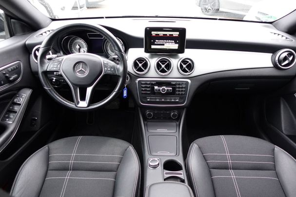 Mercedes-Benz CLA 180 90 kW image number 16