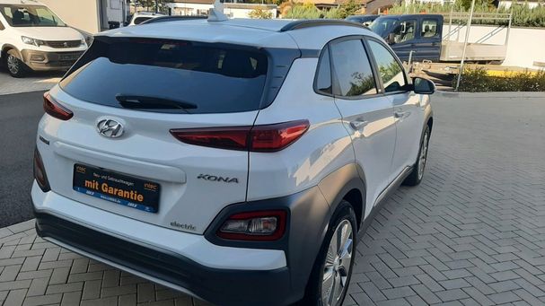 Hyundai Kona Style 100 kW image number 4