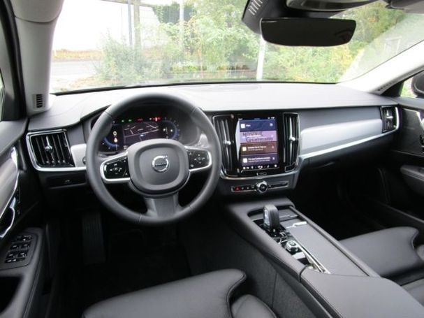 Volvo V90 B4 145 kW image number 9