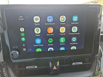 Car image 14