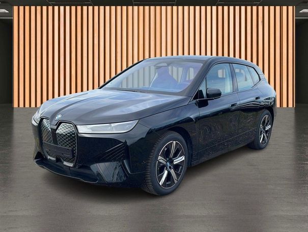 BMW iX xDrive 240 kW image number 1