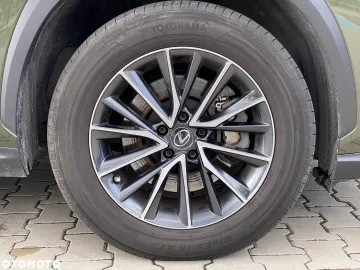 Car image 35