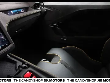 Car image 28