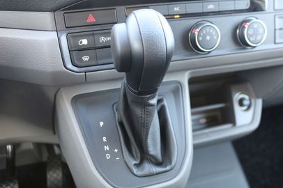 Car image 37