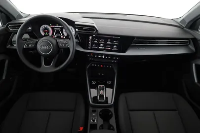 Car image 30