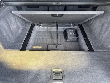 Car image 41