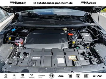 Car image 32
