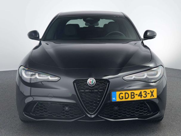 Alfa Romeo Giulia 2.0 Veloce 206 kW image number 2