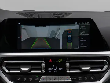 Car image 38