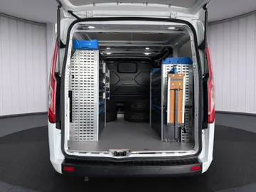 Car image 21