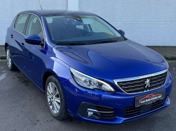 Peugeot 308 1.5 BlueHDi Allure 96 kW image number 2