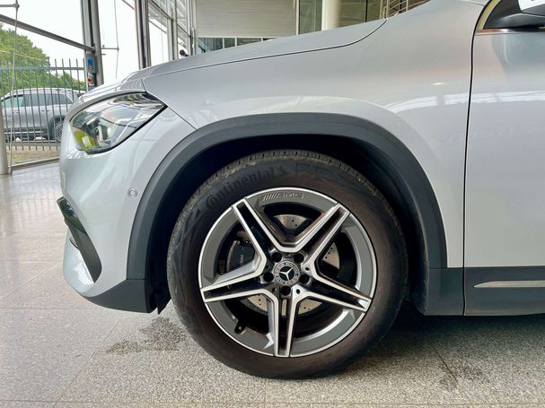 Mercedes-Benz GLA 180 85 kW image number 13