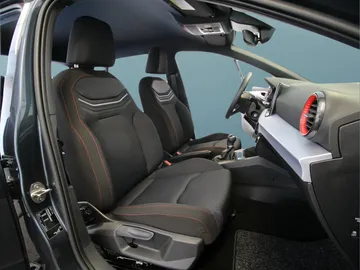 Car image 23