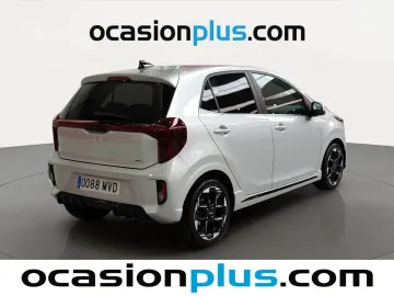 Car image 3