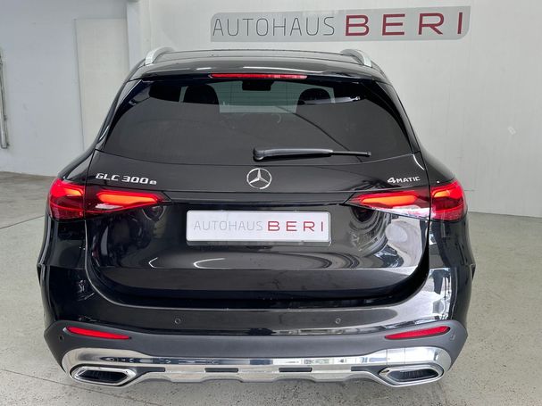 Mercedes-Benz GLC 300 e AMG 4Matic 230 kW image number 4