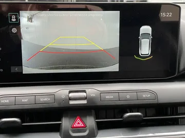 Car image 23