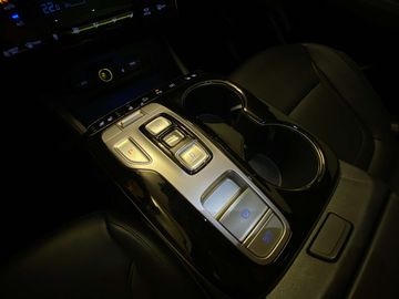 Car image 15